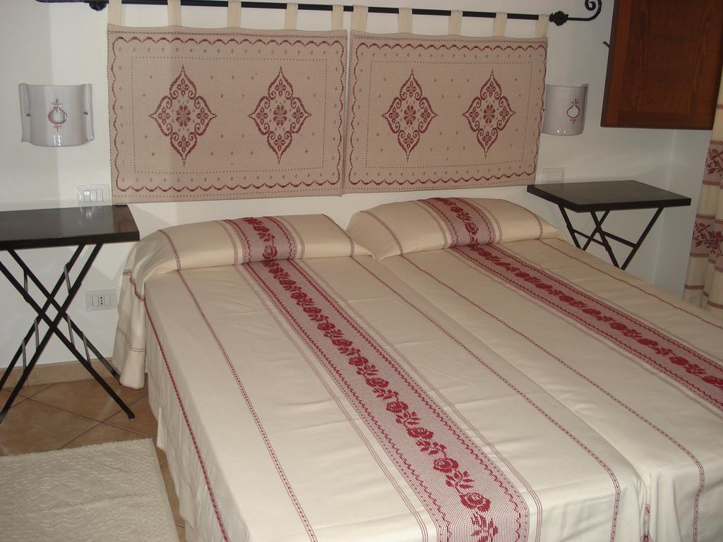 Guest House Il Giardino Segreto Cagliari Room photo