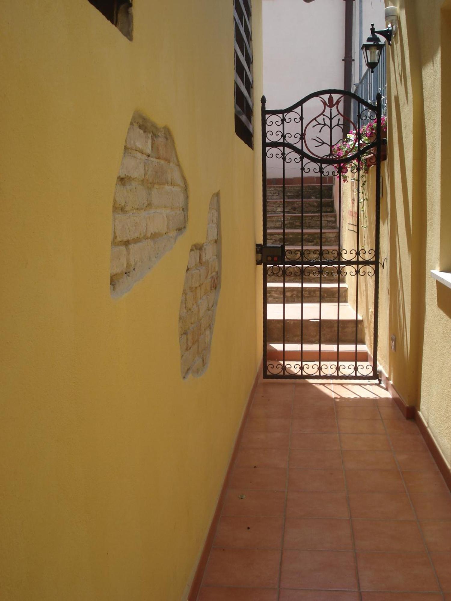 Guest House Il Giardino Segreto Cagliari Exterior photo