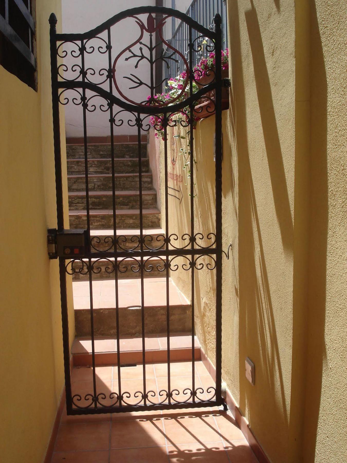Guest House Il Giardino Segreto Cagliari Exterior photo