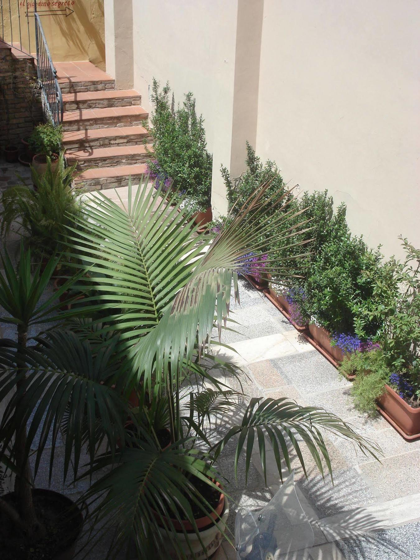 Guest House Il Giardino Segreto Cagliari Exterior photo